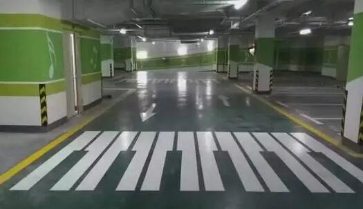 湾岭镇车位划线